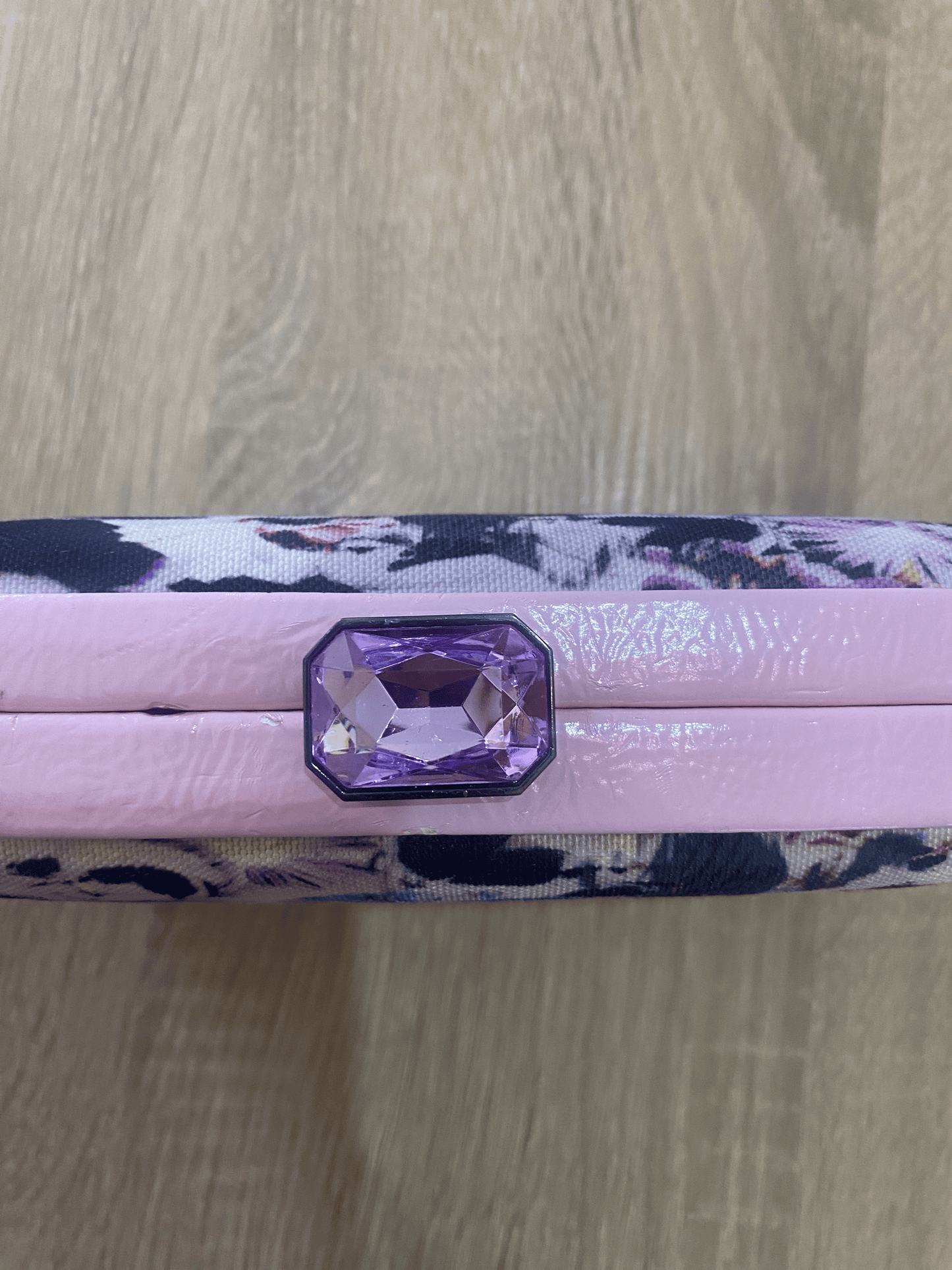 MIMCO clip clutch bag